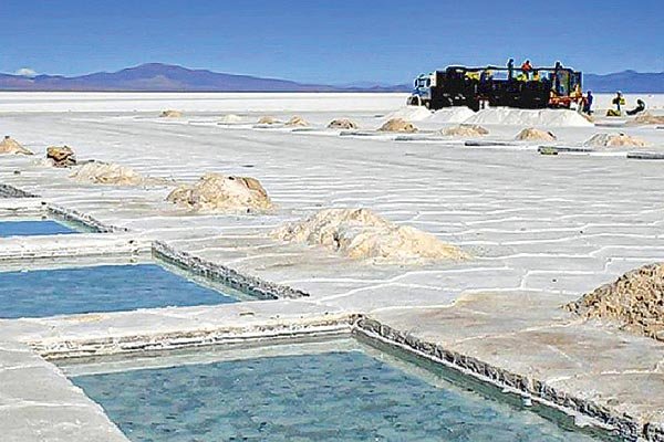 Trabajadores del cobre sobre política de Boric: «es extemporánea»